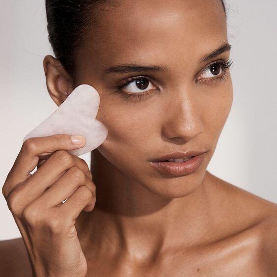 Estimula a Produção de Colágeno: Elasticidade e Firmeza em Foco - inspiração 1