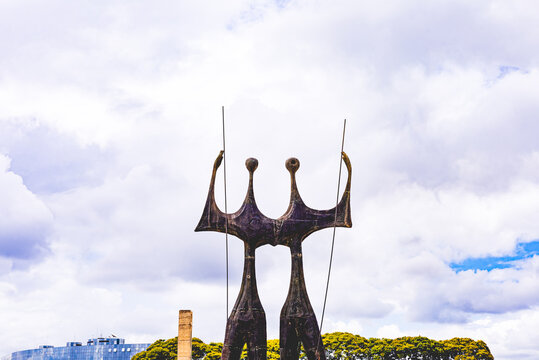 Os Candangos (Monumento): Homenagem aos Construtores da Capital - inspiração 1