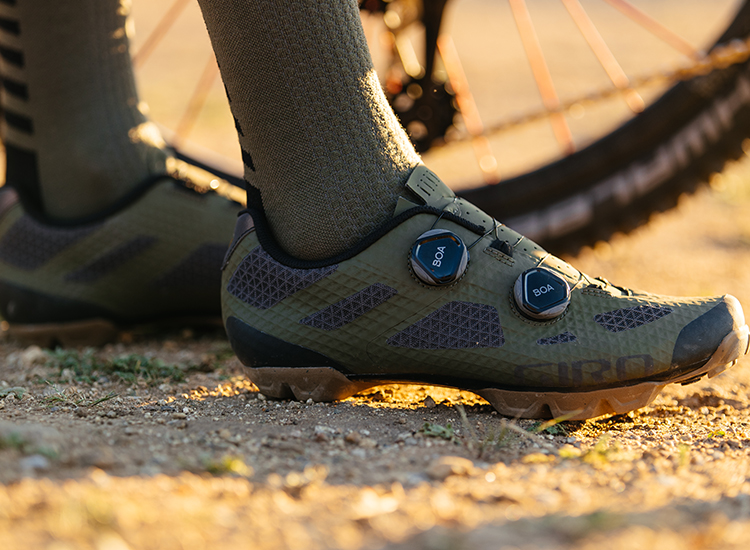 Tipos de Solado: Qual o ideal para sua modalidade na pista? - inspiração 1