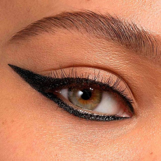 Engrossando o Traço: Construindo Volume e Intensidade Gradualmente - inspiração 1