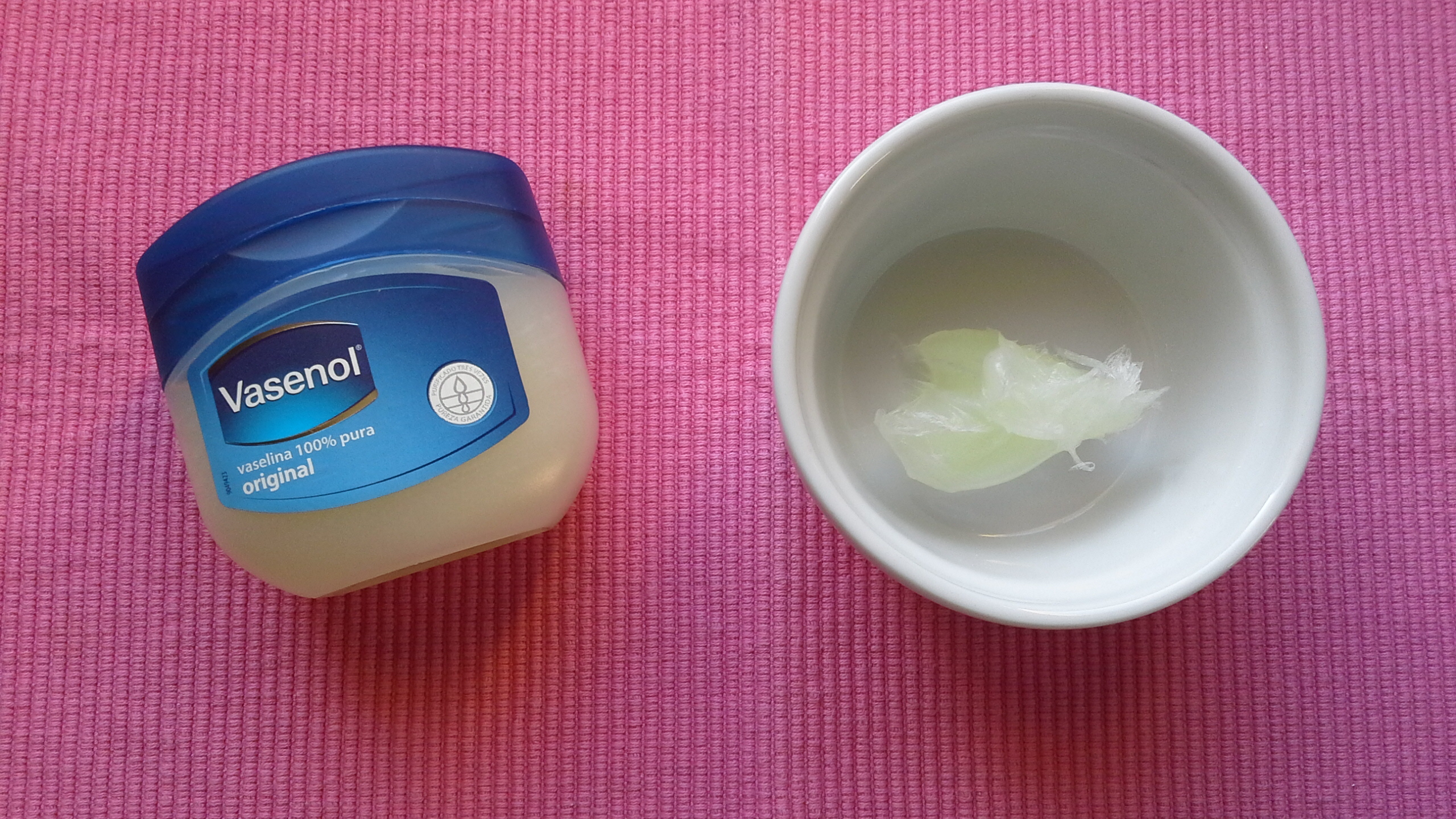 Aplicando com Delicadeza: Técnica Correta para Não Machucar - inspiração 1