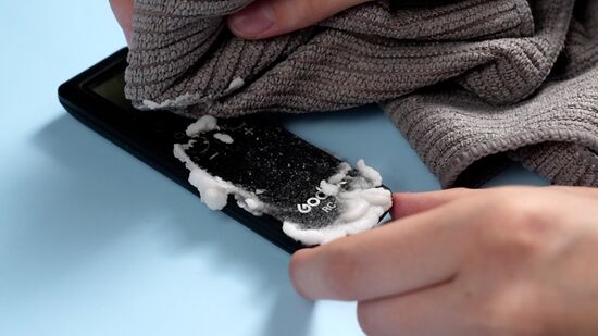 Removedor de Esmalte (Acetona): Cuidado e Eficácia Controlada - inspiração 1