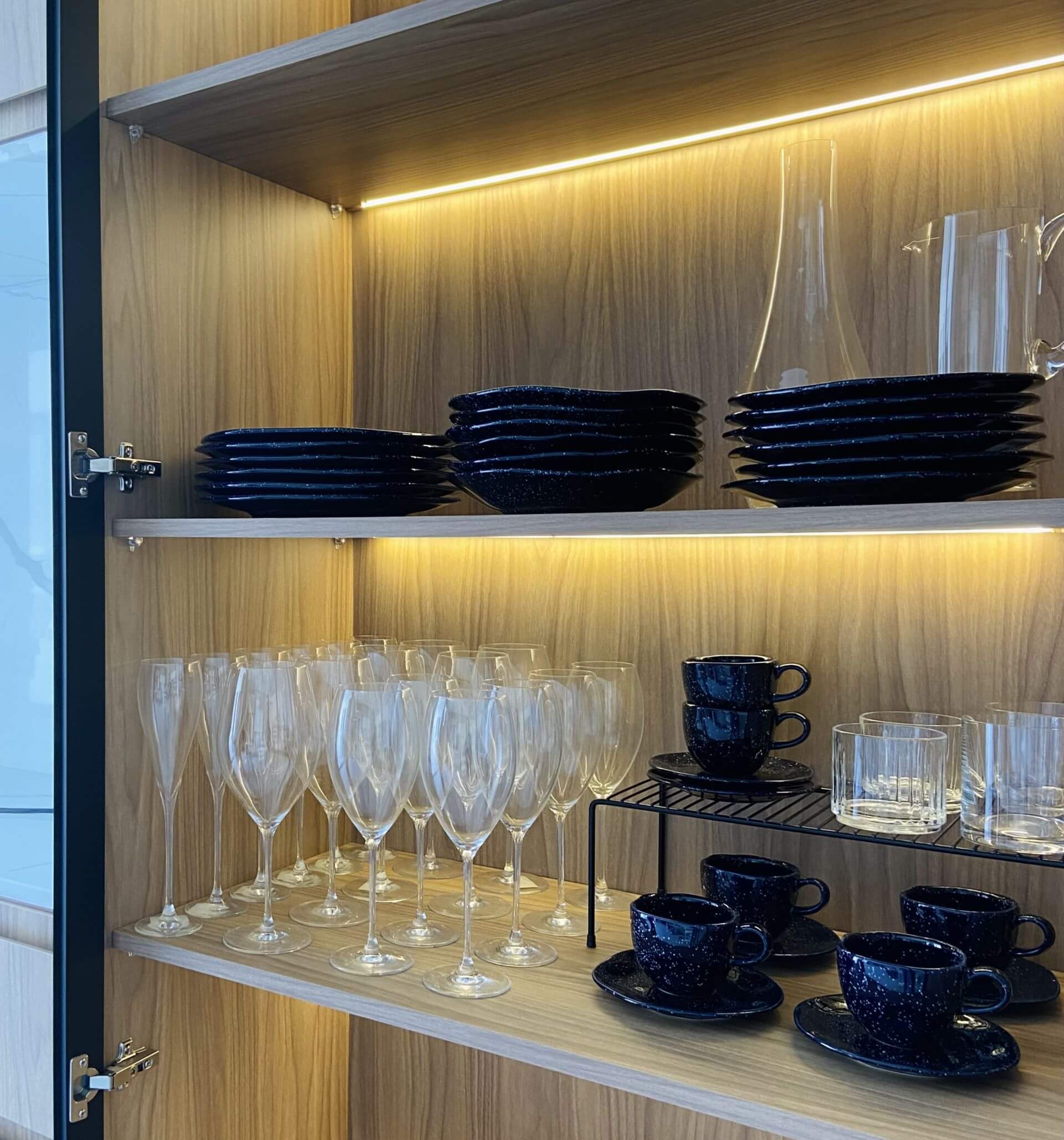 Empilhamento Inteligente: Maximizando o Espaço Vertical - inspiração 1