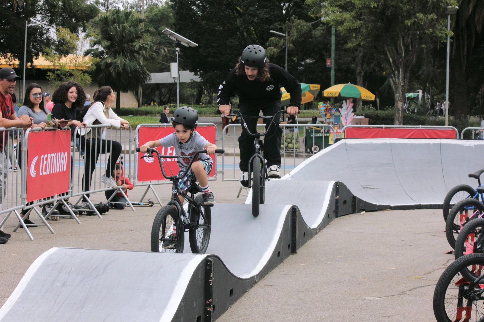 Agachamento com Salto: O Clássico Que Queima e Impulsiona - inspiração 1