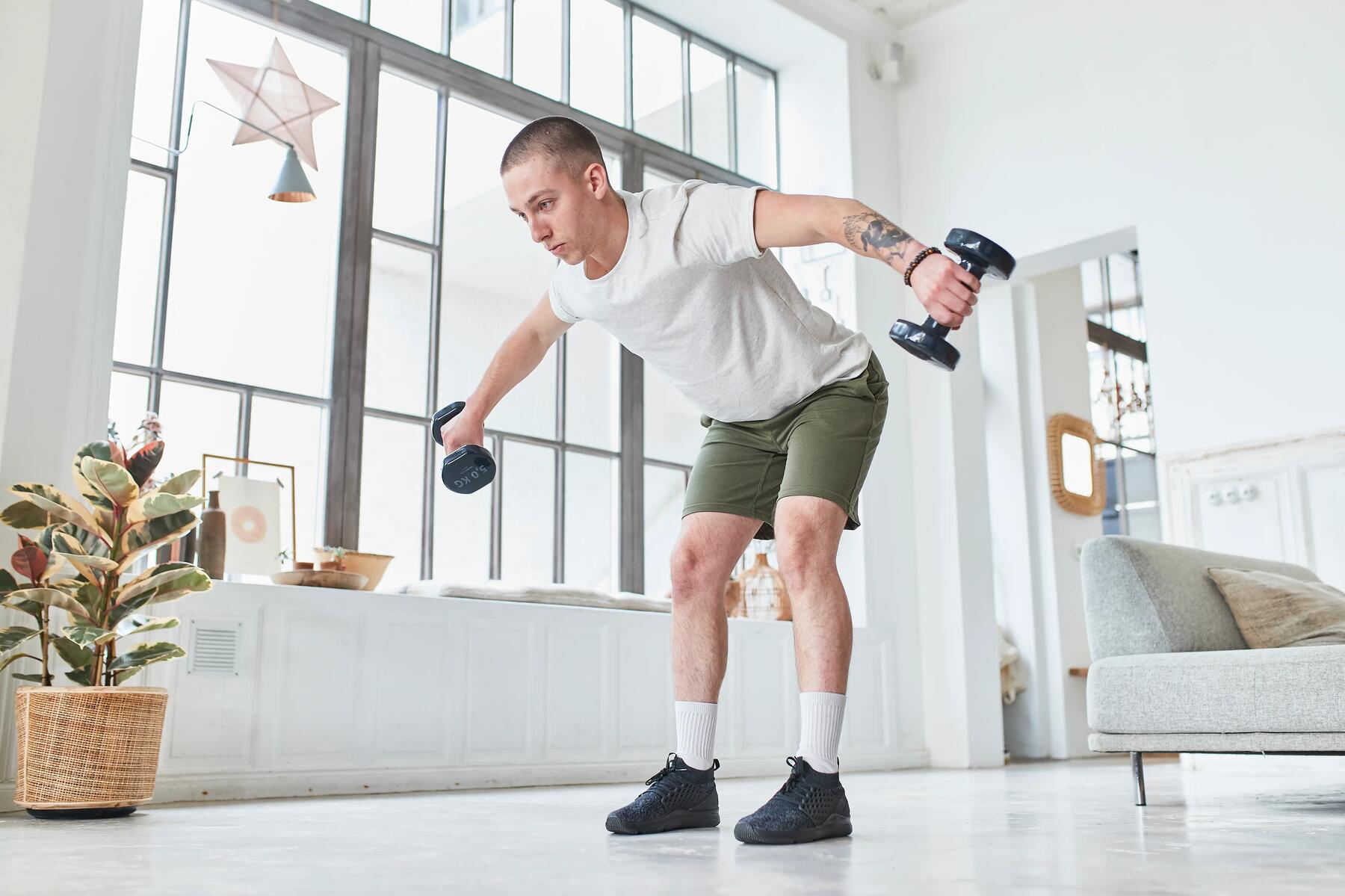 Uso de pesos leves para flexão e extensão (com supervisão) - inspiração 1