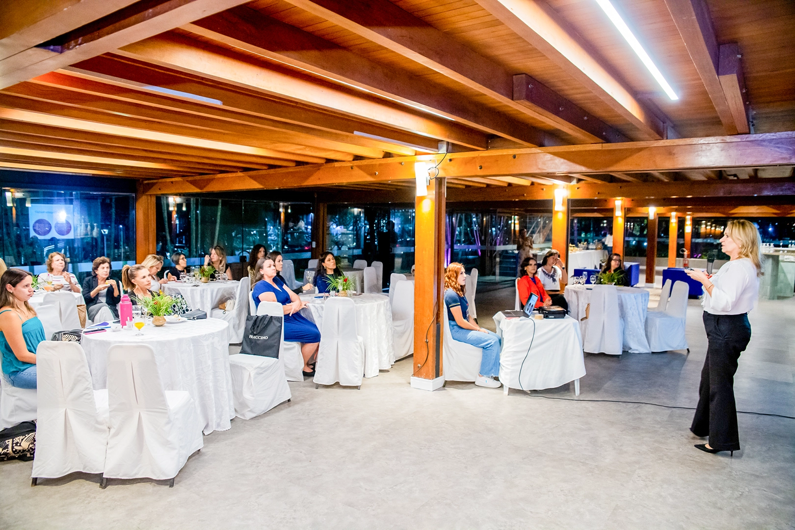 Esportes Náuticos e Atividades Aquáticas: A Alma do Clube - inspiração 2