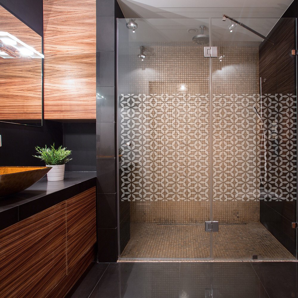 Revestimento Adesivo com Efeito Marmorizado: Luxo Acessível - inspiração 1