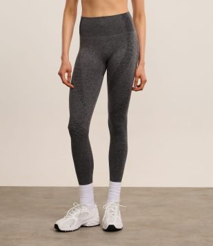 Conforto e Estilo: A Regra de Ouro Para Usar Legging Fora da Academia - inspiração 2