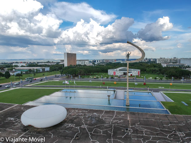 Como Chegar ao Memorial JK: Opções de Transporte e Acessibilidade - inspiração 2