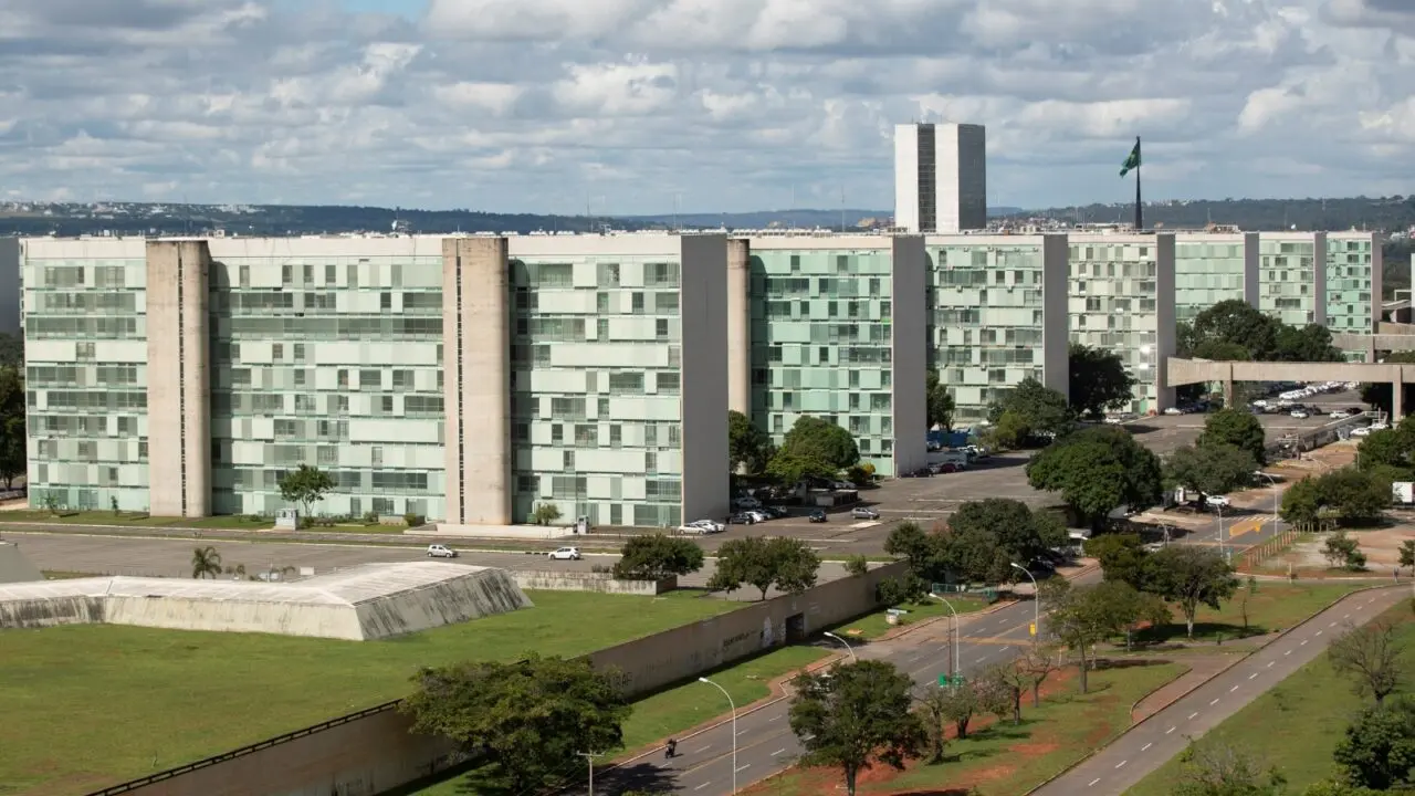 Como a Reforma Administrativa Impacta o Cotidiano do Cidadão - inspiração 1