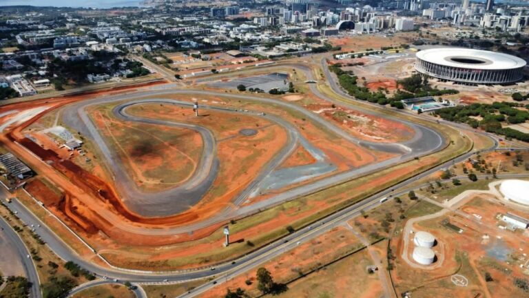 1. Guia Completo: Como Participar de um Track Day no Autódromo de Brasília.
2. Os Maiores Eventos de Automobilismo Confirmados para 2026 em Brasília.
3. Tudo Sobre a Corrida do Milhão 2026 no Autódromo Nelson Piquet.
4. A História e a Reinauguração do Autódromo Internacional de Brasília.
5. Onde Comprar Ingressos para a Stock Car Pro Series em Brasília.