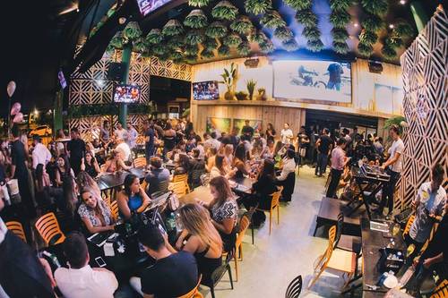 bares na asa norte para jovens