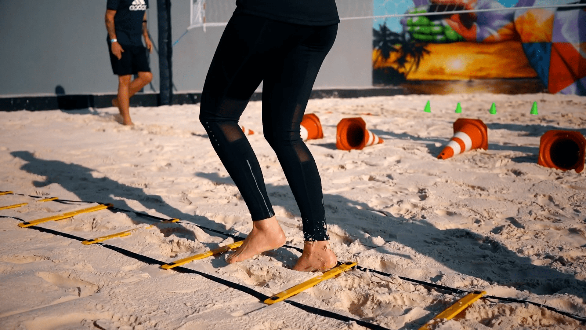 Guia Completo: Cuidados Essenciais para Evitar Lesões ao Caminhar na Praia