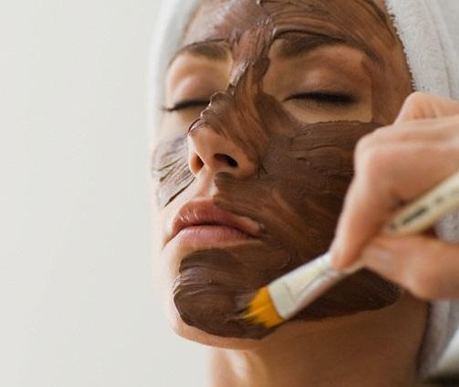 Diferenças entre Máscaras de Chocolate: Cacau 70% vs. Outros Ingredientes