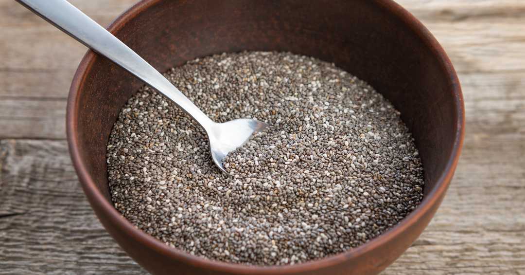 A importância da hidratação ao consumir chia