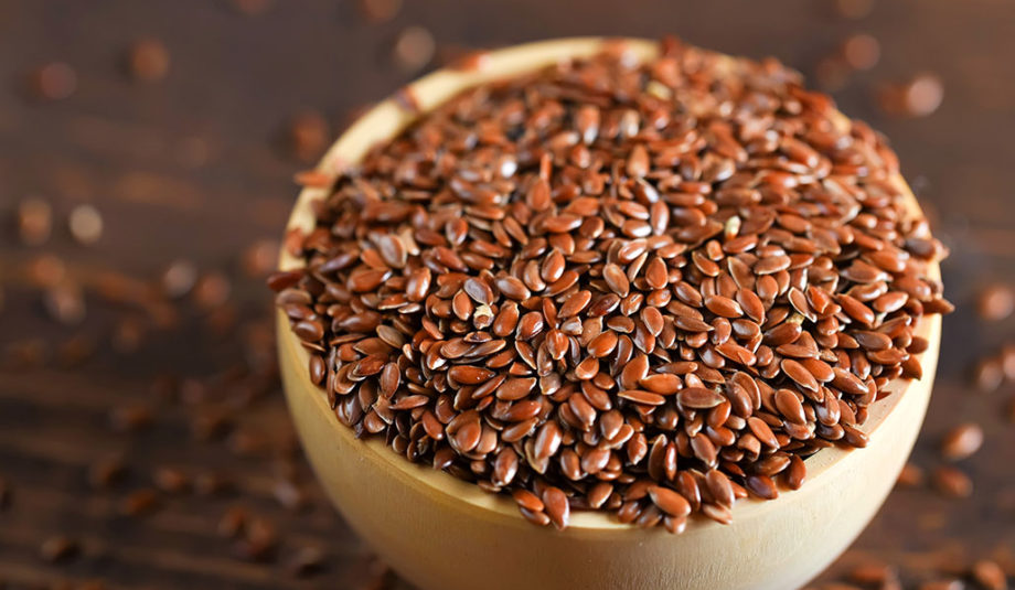 Linhaça e Saúde Hormonal: O Que Dizem os Estudos