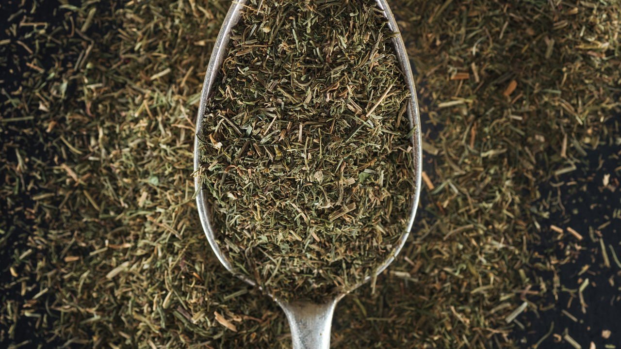 Comparativo de Chás Digestivos: Erva-Doce vs. Outras Ervas para Alívio Abdominal