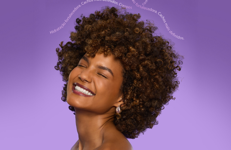 Cabelos Fortes e Sedosos: O Poder da Umectação com Óleo de Coco