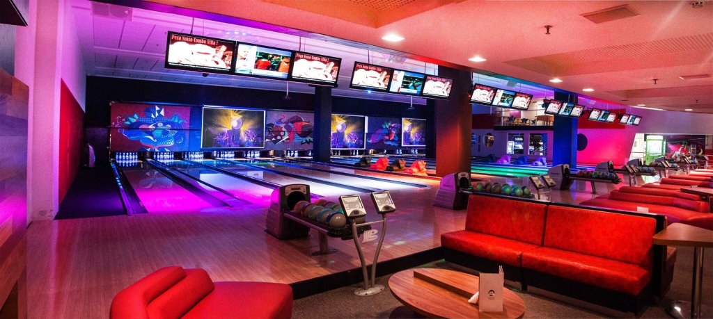 O que comer e beber no Striker Casual Bowling