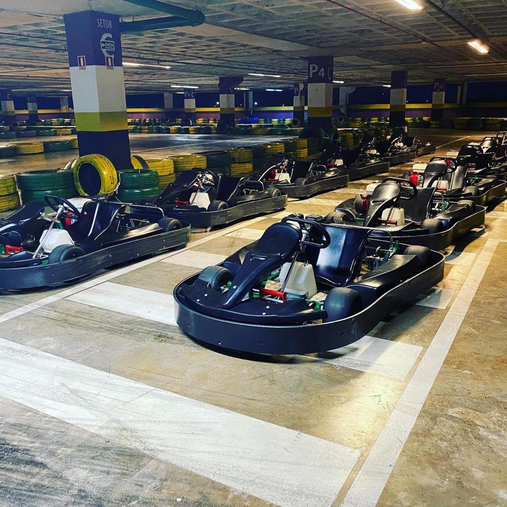 O que comer e beber no Striker Casual Bowling