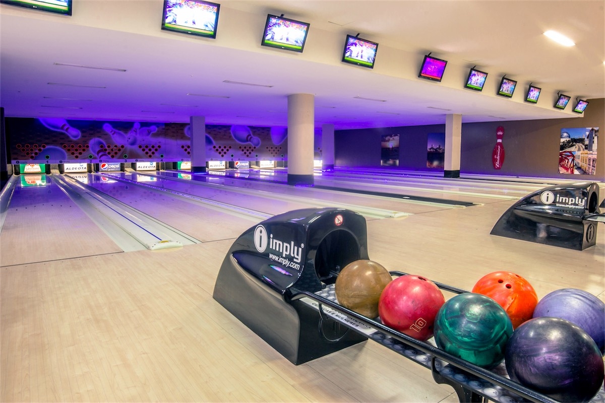 O que comer e beber no Striker Casual Bowling