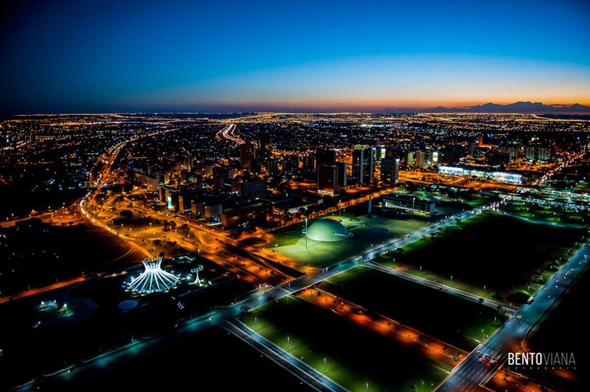 Guia Completo: Como Percorrer Brasília de Carro