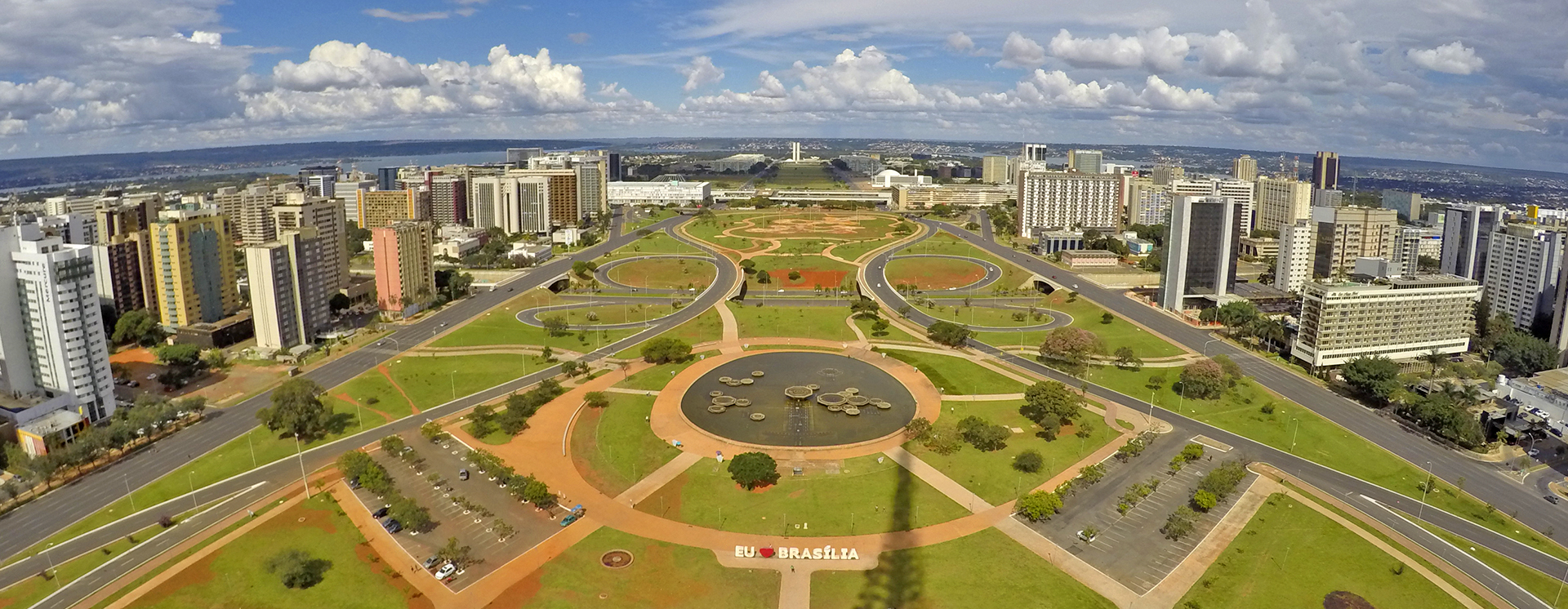Brasília à Noite: Roteiro Imperdível