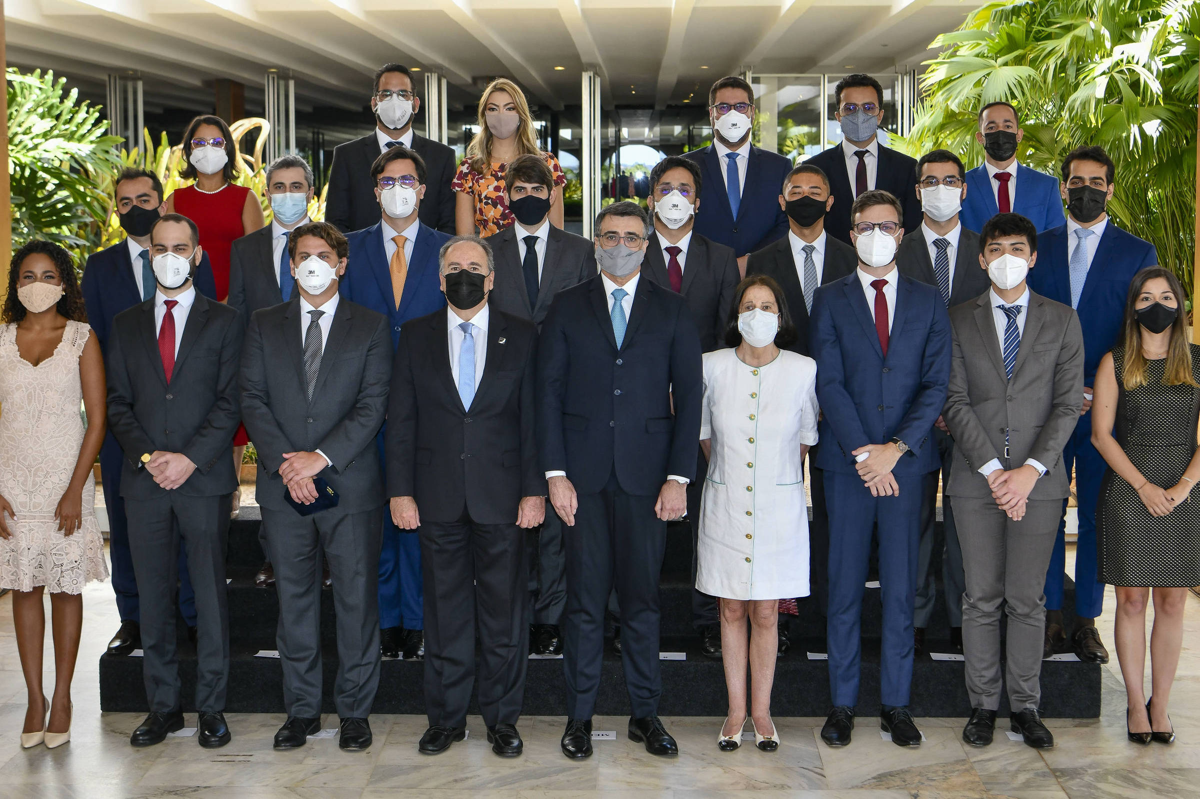 Guia Completo: Os Melhores Clubes e Restaurantes para Diplomatas em Brasília