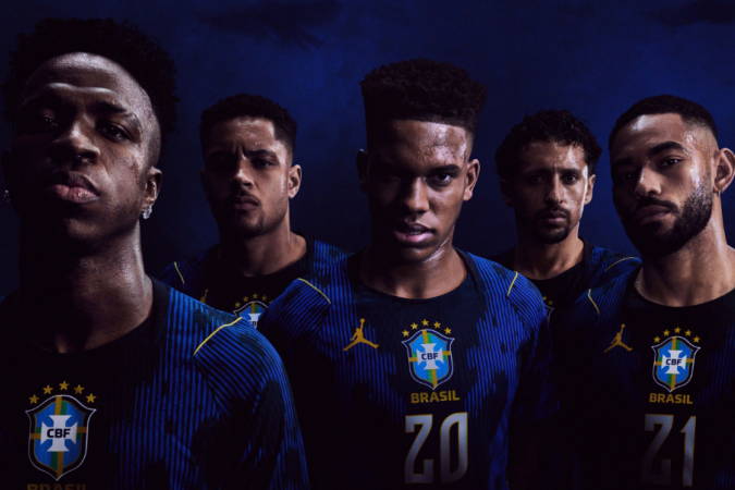 5 ideias de títulos: 1. Descubra os 10 Spots Mais Instagramáveis de Brasília para Fotos Incríveis. 2. Guia Completo: Como Capturar a Essência de Brasília em Fotos. 3. De Catedral a Azulejos: Os Lugares Secretos para Fotos Únicas em Brasília. 4. Fotografia em Brasília: Dicas Essenciais para um Feed Perfeito. 5. Explore a Arquitetura de Brasília: Melhores Locais para Fotógrafos.