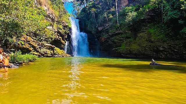 Rapel na Cachoeira Véu de Noiva: Aventura na Chapada Indaiá