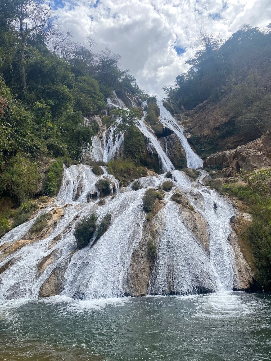 cachoeira indaiá formosa