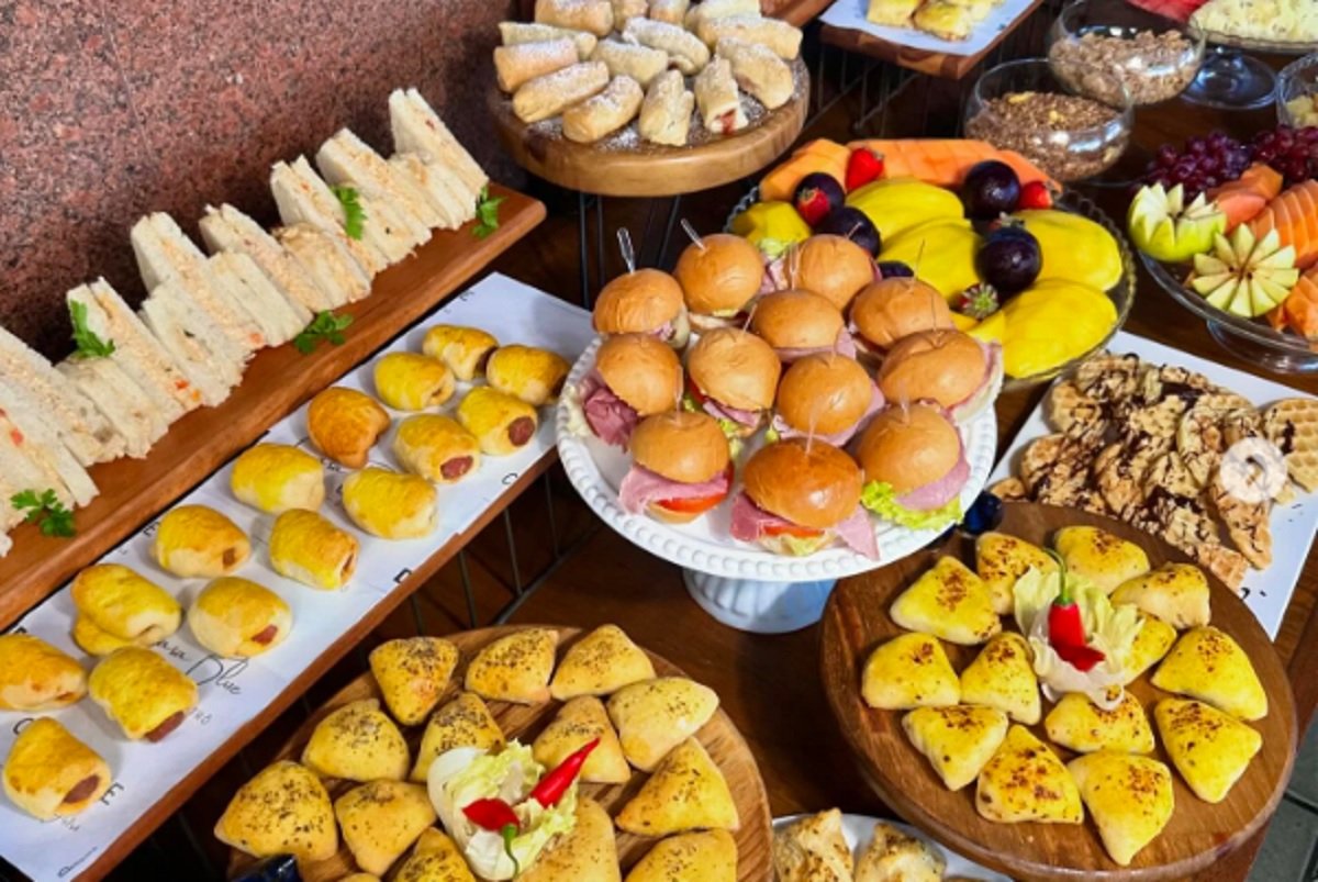 café da manhã em brasília lugares abertos domingo