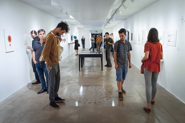 A Importância do Riso na Cultura: Destaques da Exposição 'O Reinado do Riso' em Brasília