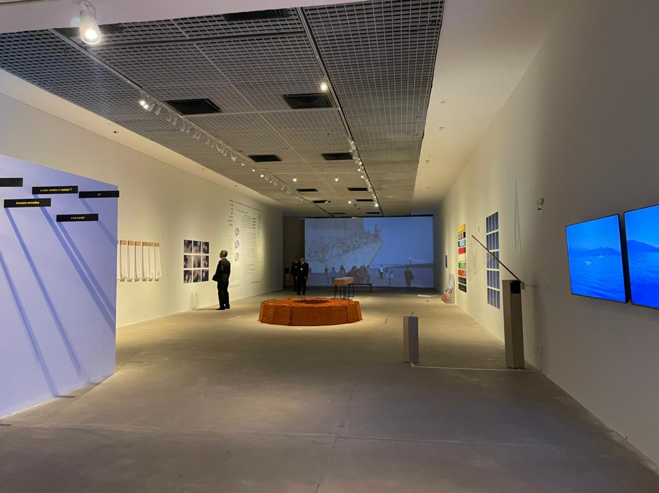 Teatro e Música para a Família: O que Ver na CAIXA Cultural Brasília em Março