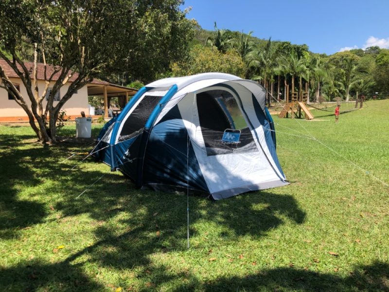 5 ideias de títulos:
1. Chapada Imperial: Guia Completo para Acampar no Cerrado
2. Descubra as Cachoeiras e Trilhas da Chapada Imperial
3. Planeje seu Fim de Semana na Chapada Imperial: Preços e Serviços
4. Chapada Imperial: Uma Aventura Ecológica Perto de Brasília
5. Acampamento na Chapada Imperial: O Que Você Precisa Saber