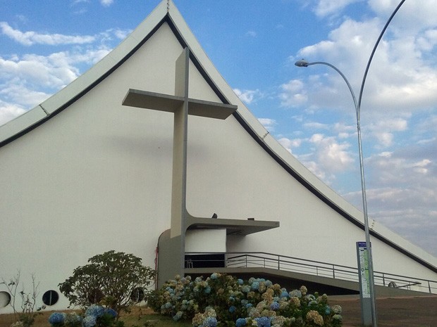 A Acústica Notável da Catedral Militar Rainha da Paz