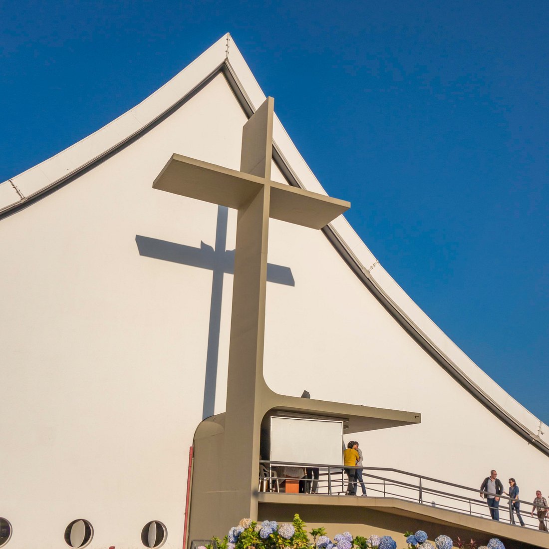 Eventos Tradicionais da Catedral Militar Rainha da Paz: Festa Junina e Mais