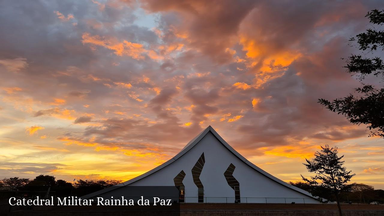 Explorando a Capela Interna da Catedral Militar Rainha da Paz