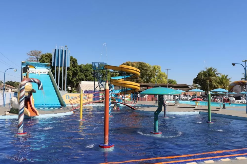 clubes em brasília para passar o dia