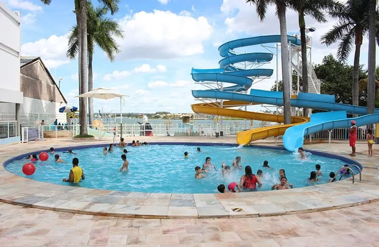 Guia Completo de Lazer Aquático em Brasília para Toda a Família