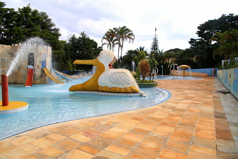 Descubra os Melhores Parques Aquáticos e Piscinas em Brasília