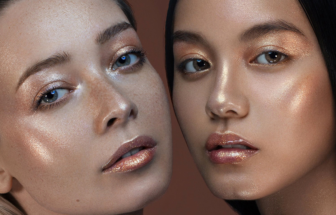 como aplicar iluminador em pó no rosto