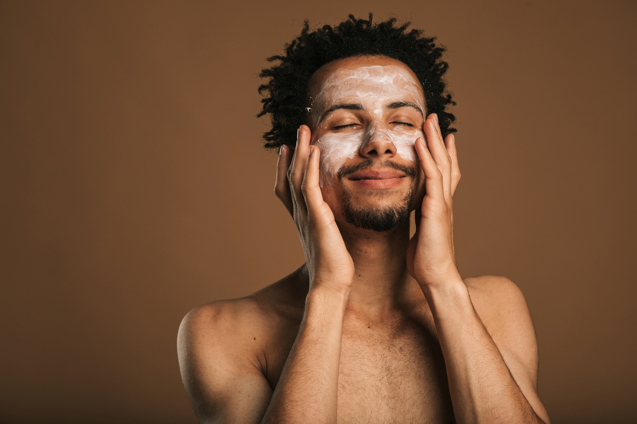 Proteção solar para pele seca: o que você precisa saber