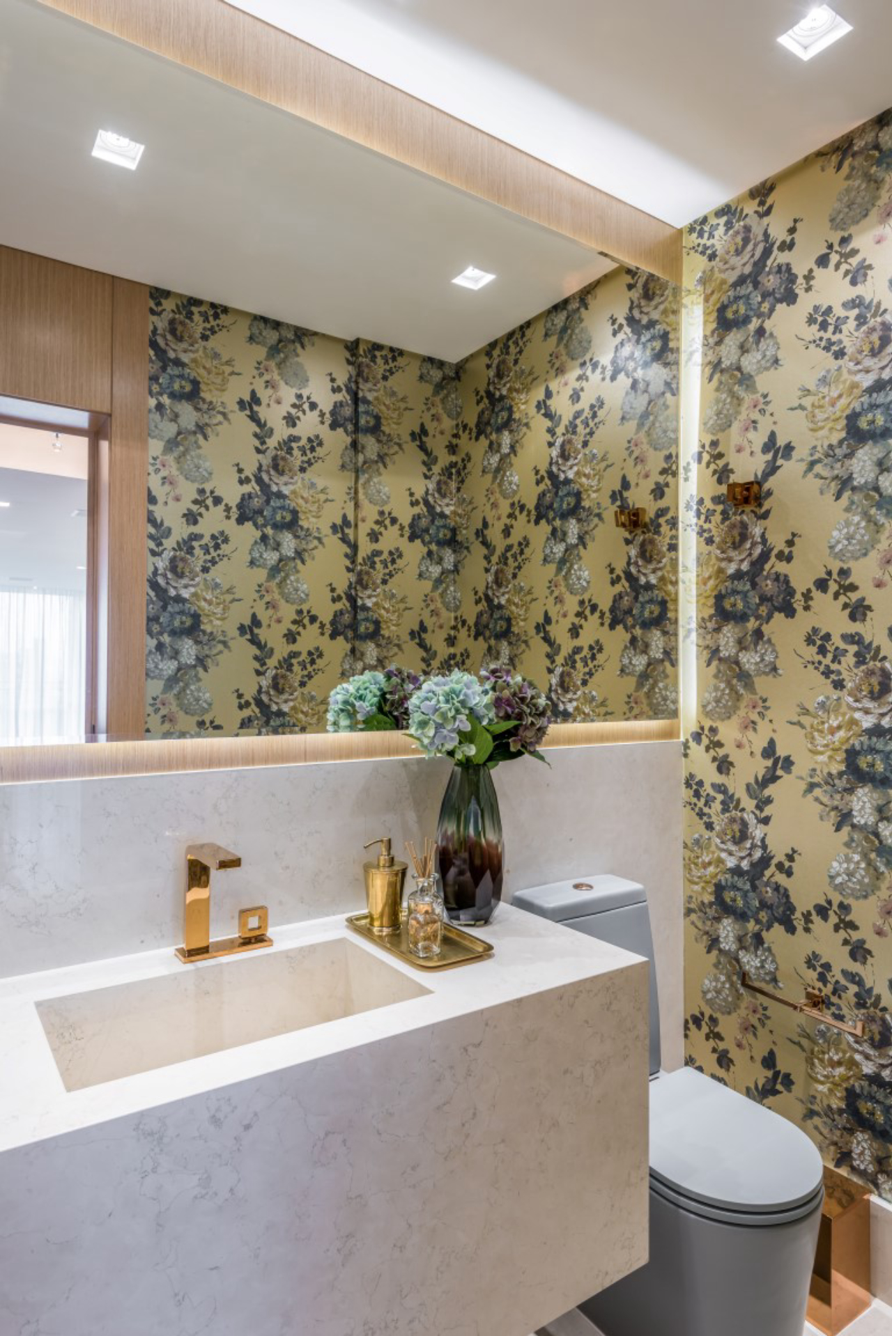 Organizando o Kit de Visitas do Lavabo: Essenciais e Criatividade