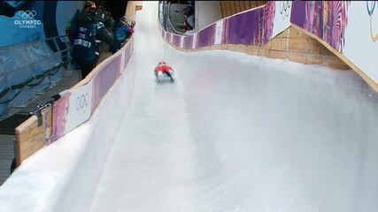 Adrenalina e a Arte de Controlar o Trenó; Guia Completo dos Equipamentos Essenciais para o Skeleton Profissional; Segurança no Gelo: As Regras e Precauções no Esporte Skeleton
