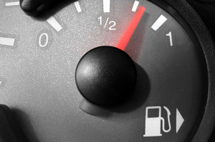 como economizar no combustível do carro