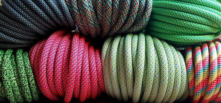 como escolher a corda dinâmica para escalada