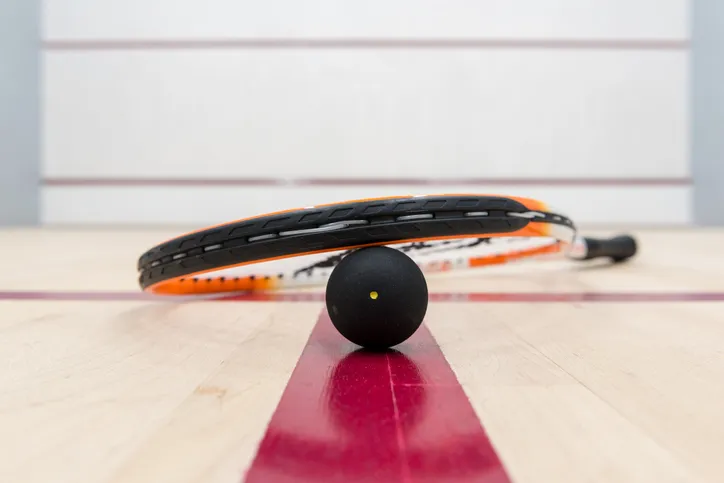 Guia Completo: Escolhendo o Material Ideal para sua Raquete de Squash Leve
