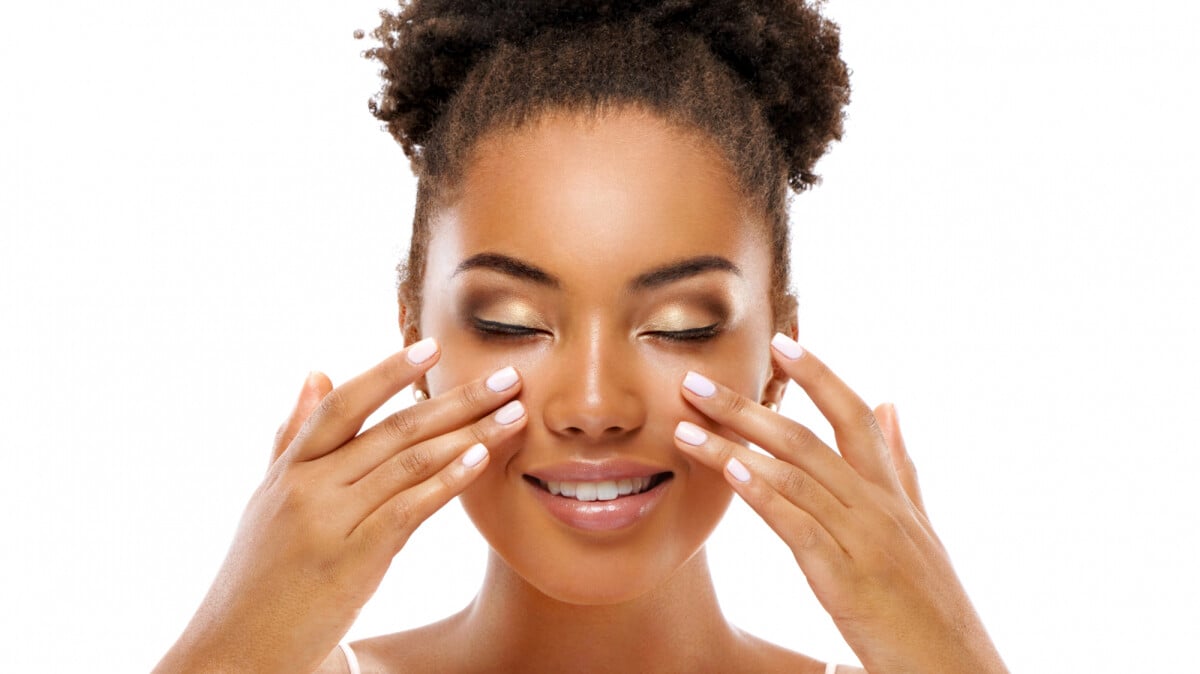 Guia Completo: Como Usar o Gua Sha para Drenagem Facial