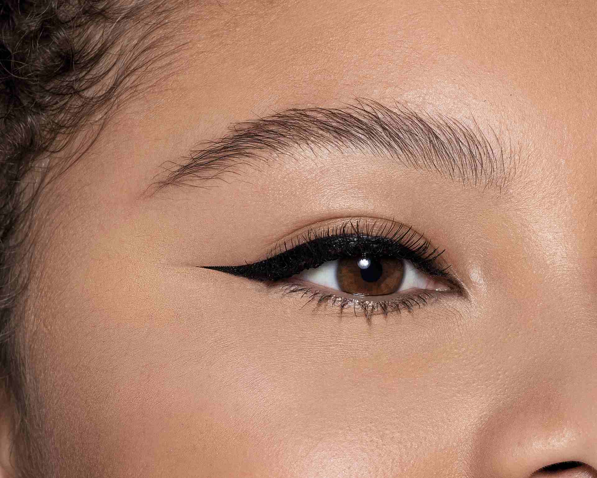 5 Cores de Batom Matte Ideais para Delineado Colorido